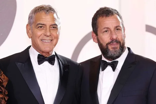 Adam Sandler e George Clooney conquistano Venezia