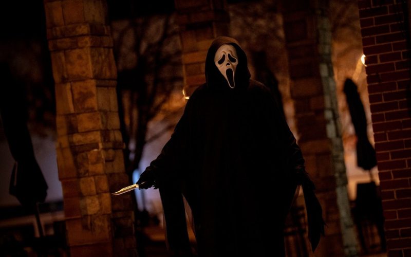 Scream 7 si mostra in un primo trailer